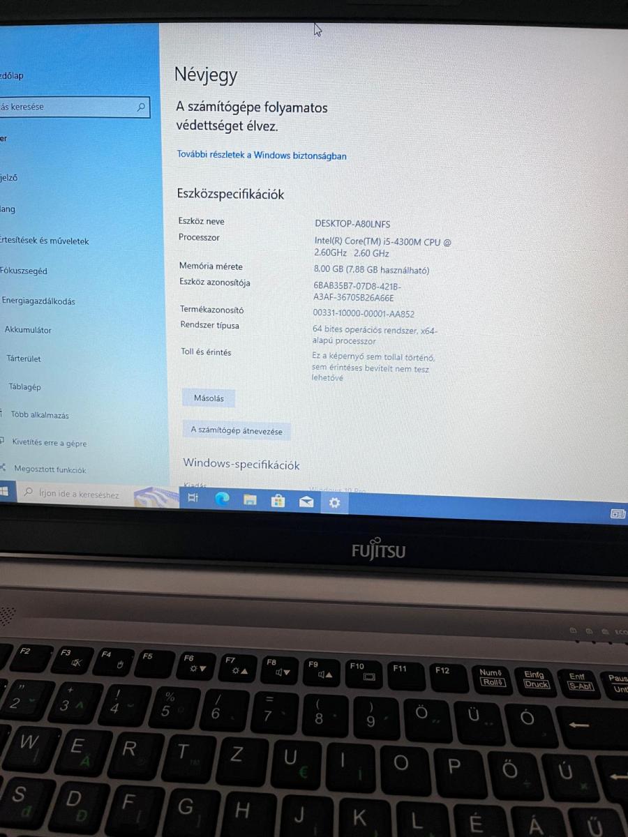 Fujitsu LIFEBOOK E754
